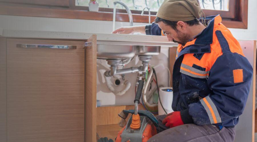 Professional septic pumping service in Mineola, NY